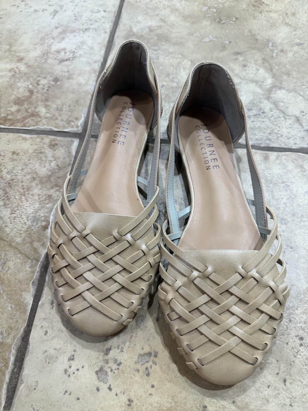 Journee Collection Ekko Woven Huarache Flats Tan Size 10 NWOB
